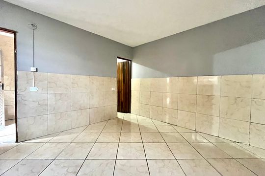 Sala de casa para alugar com 1 quarto, 40m² em Americanópolis, São Paulo