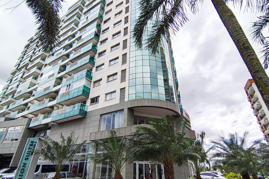 Fachada de apartamento à venda com 2 quartos, 76m² em Jacarepaguá, Rio de Janeiro