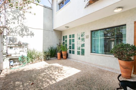 Garagem de casa de condomínio à venda com 4 quartos, 210m² em Campo Belo, São Paulo