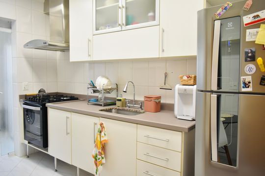 Cozinha de apartamento para alugar com 3 quartos, 105m² em Vila da Saúde, São Paulo