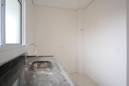 Cozinha de apartamento à venda com 2 quartos, 45m² em Vila Sao Geraldo, São Paulo