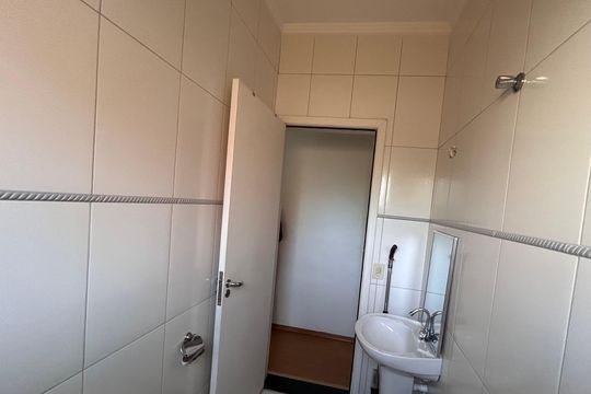 Banheiro Social de casa à venda com 3 quartos, 107m² em Vila Florida, Guarulhos
