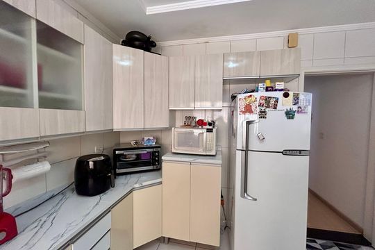 Cozinha de casa à venda com 3 quartos, 107m² em Vila Florida, Guarulhos