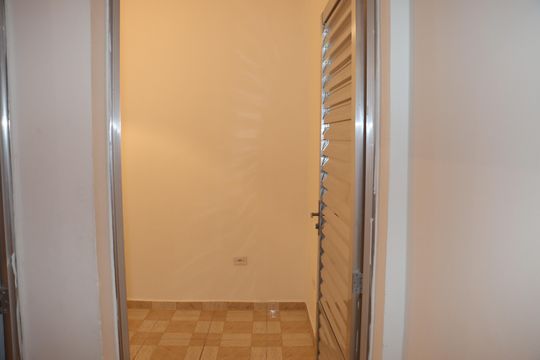 Quarto 1 de casa para alugar com 2 quartos, 70m² em Jardim Nayara, Embu das Artes