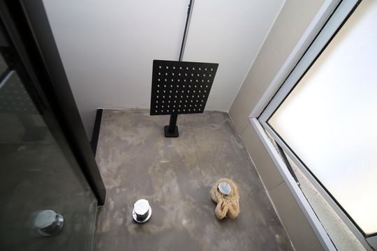 Banheiro de apartamento para alugar com 2 quartos, 45m² em Colégio, Rio de Janeiro