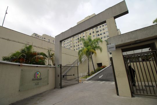 Fachada do Condomínio de apartamento para alugar com 2 quartos, 45m² em Colégio, Rio de Janeiro