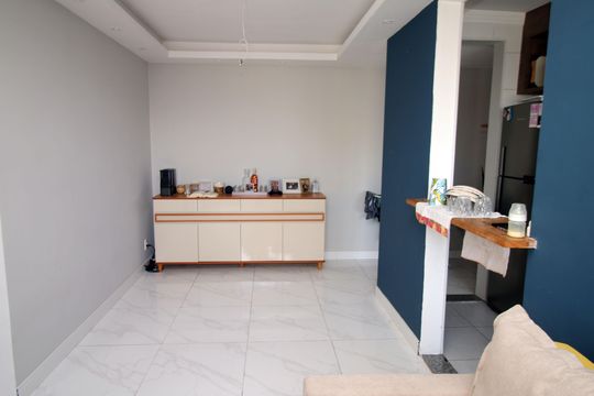 Sala de apartamento para alugar com 2 quartos, 45m² em Colégio, Rio de Janeiro