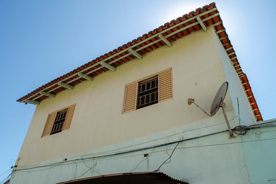 Fachada de casa para alugar com 2 quartos, 70m² em Setor Sul, Goiânia