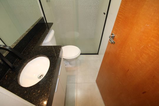 Banheiro de apartamento para alugar com 1 quarto, 38m² em Água Fria, São Paulo