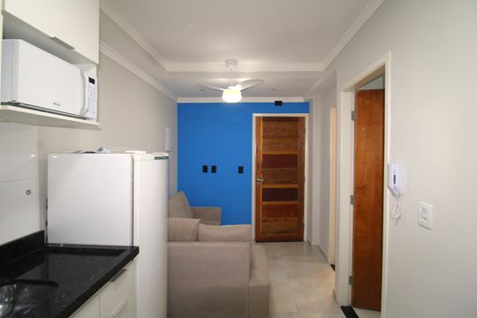 Sala / Cozinha de apartamento para alugar com 1 quarto, 38m² em Água Fria, São Paulo