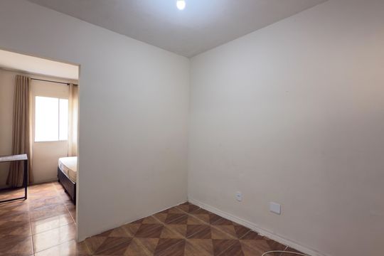 Sala de apartamento para alugar com 1 quarto, 38m² em Canto do Forte, Praia Grande