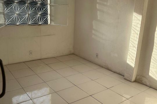 Casa para alugar com 2 quartos, 154m² em Campo Grande, Rio de Janeiro