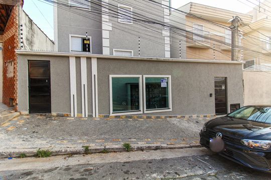 Fachada + Placa de apartamento para alugar com 2 quartos, 52m² em Itaquera, São Paulo