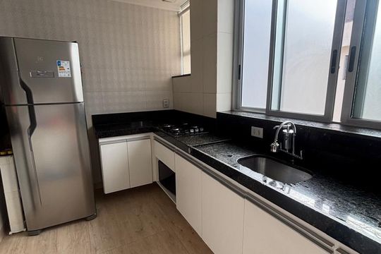 Cozinha de apartamento para alugar com 3 quartos, 110m² em Prado, Belo Horizonte