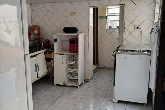 Cozinha de casa à venda com 1 quarto, 80m² em Santa Teresinha, São Paulo