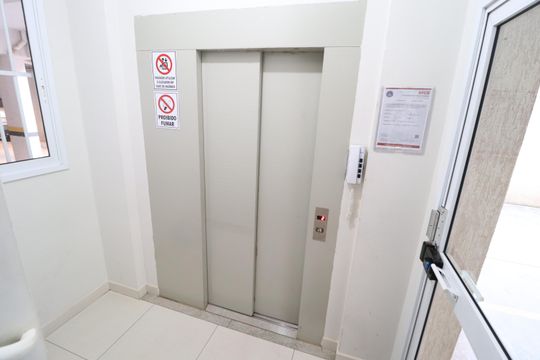Área comum de apartamento para alugar com 3 quartos, 90m² em Santa Mônica, Uberlândia