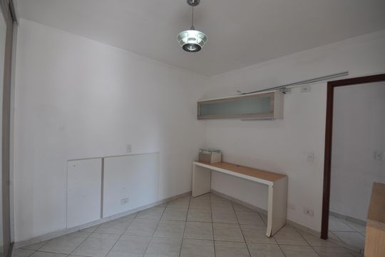 Quarto 3 de casa de condomínio para alugar com 3 quartos, 123m² em Vila Mazzei, São Paulo