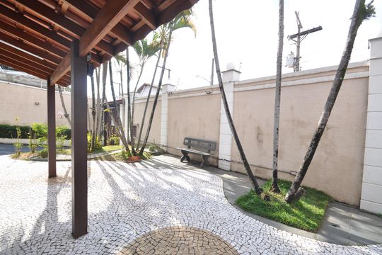 Área comum de casa de condomínio para alugar com 3 quartos, 123m² em Vila Mazzei, São Paulo