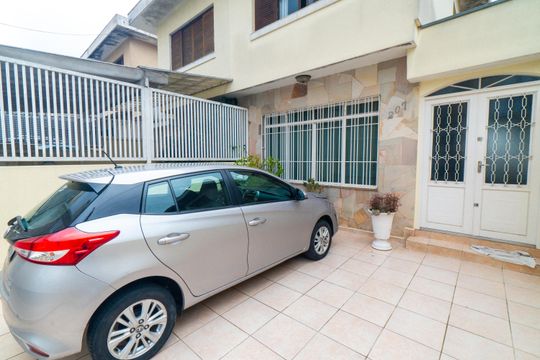 Garagem de casa à venda com 3 quartos, 147m² em Cidade Vargas, São Paulo