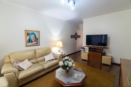 Casa à venda com 3 quartos, 147m² em Cidade Vargas, São Paulo