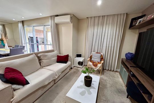 Sala de apartamento para alugar com 2 quartos, 86m² em Vila Augusta, Guarulhos