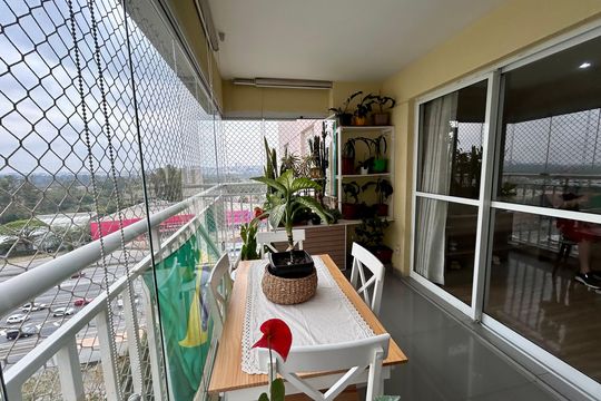 Sacada de apartamento para alugar com 2 quartos, 86m² em Vila Augusta, Guarulhos