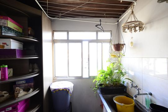 Casa 2 - Área de Serviço de casa à venda com 4 quartos, 250m² em Vila Dom Pedro I, São Paulo