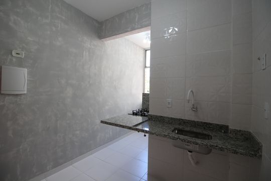Cozinha de apartamento à venda com 2 quartos, 58m² em Anil, Rio de Janeiro