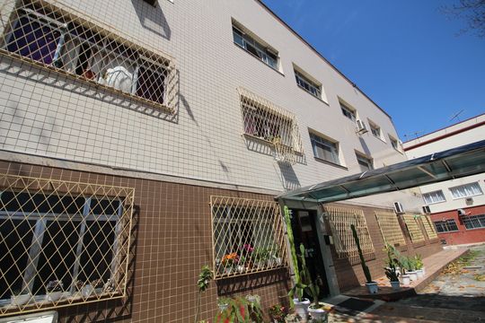 Fachada de apartamento à venda com 2 quartos, 58m² em Anil, Rio de Janeiro