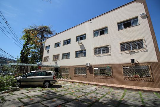 Fachada de apartamento à venda com 2 quartos, 58m² em Anil, Rio de Janeiro