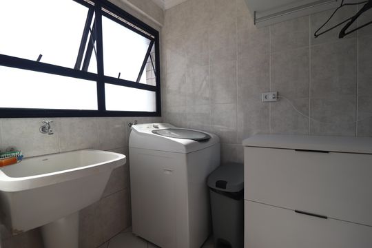 Área de Serviço de apartamento à venda com 3 quartos, 96m² em Jardim Utinga, Santo André