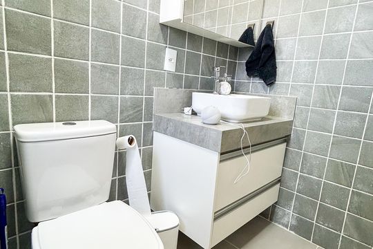 Banheiro da Suíte de apartamento à venda com 2 quartos, 49m² em Chácara Santo Antônio (zona Sul), São Paulo