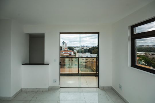 Cobertura de apartamento à venda com 4 quartos, 262m² em Santa Rosa, Belo Horizonte