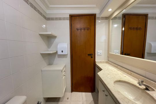Banheiro da Suíte 1 de apartamento à venda com 3 quartos, 120m² em Cidade São Francisco, São Paulo