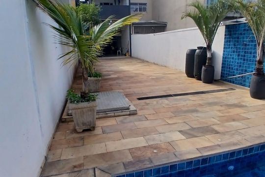 Casa à venda com 2 quartos, 200m² em Vila Brasil, São Paulo