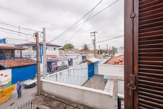 Vista da varanda do Quarto 1 de casa para alugar com 4 quartos, 350m² em Centro, Taubaté