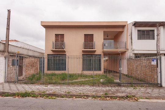 Fachada de casa para alugar com 4 quartos, 350m² em Centro, Taubaté