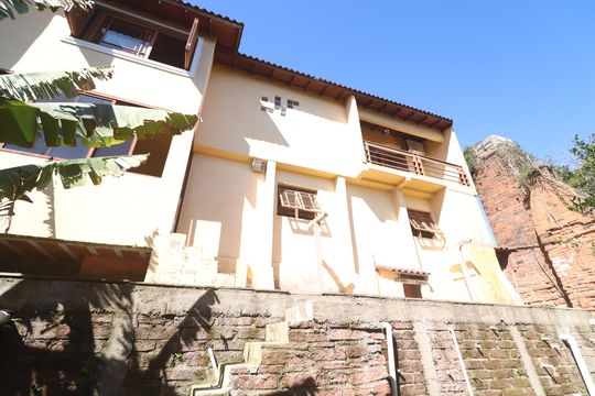 Jardim de casa à venda com 3 quartos, 223m² em Vila Nova, Novo Hamburgo