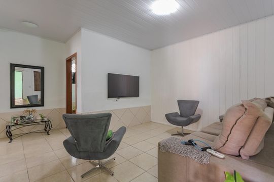 Casa à venda com 3 quartos, 160m² em Sarandi, Porto Alegre