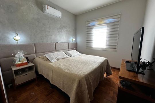 Quarto 1 de casa à venda com 4 quartos, 300m² em Nova Granada, Belo Horizonte