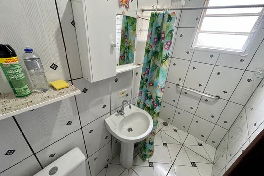 Banheiro de casa para alugar com 2 quartos, 140m² em Jardim Carvalho, Guarulhos