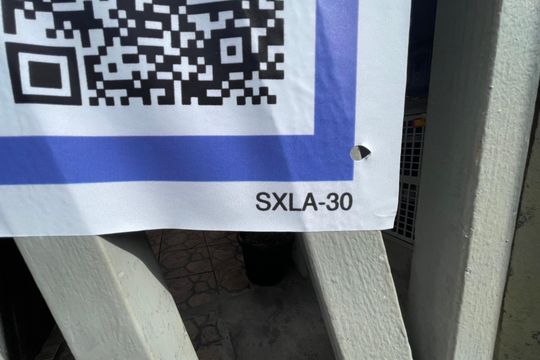 Código da placa de casa para alugar com 2 quartos, 140m² em Jardim Carvalho, Guarulhos