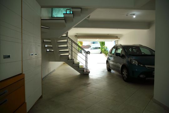 Garagem de casa à venda com 3 quartos, 322m² em Vila Bela Vista, São Bernardo do Campo