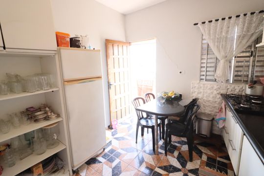 Cozinha  de casa à venda com 6 quartos, 293m² em Padroeira, Osasco