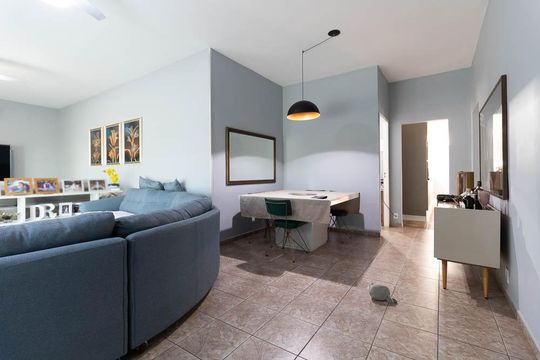 Sala de casa à venda com 3 quartos, 250m² em Bosque da Saúde, São Paulo