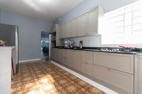 Cozinha  de casa à venda com 3 quartos, 250m² em Bosque da Saúde, São Paulo
