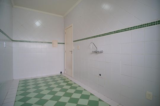Cozinha de apartamento à venda com 1 quarto, 58m² em Centro, São Leopoldo