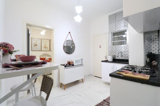 Cozinha de apartamento para alugar com 1 quarto, 45m² em Luz, São Paulo