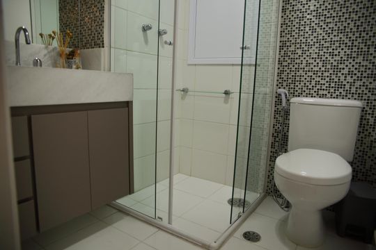 Banheiro Suíte 2 de apartamento à venda com 3 quartos, 130m² em Baeta Neves, São Bernardo do Campo