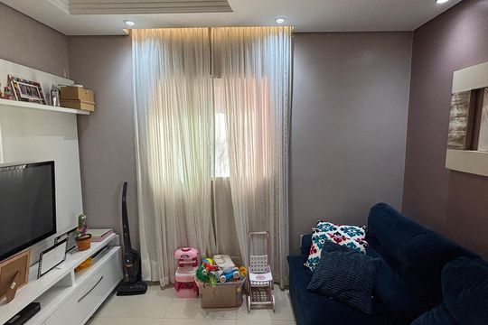 Sala de apartamento à venda com 2 quartos, 80m² em Parque Oratório, Santo André